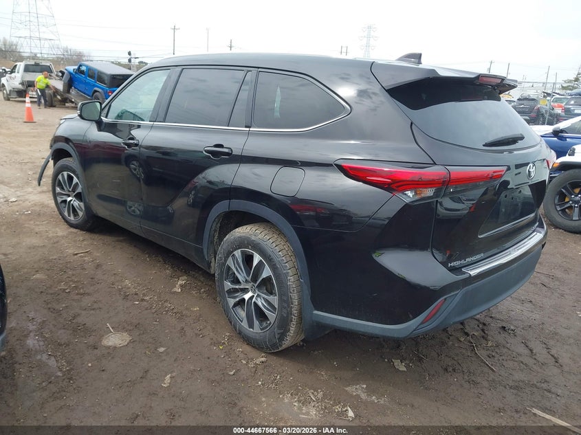 2022 Toyota Highlander Xle