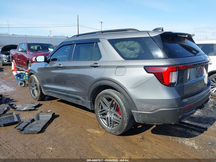 2025 Ford Explorer St-Line