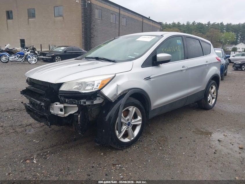 Vin: 1fmcu9gx5fua34439, lot: 45164759, ford escape se 20152