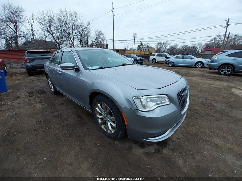 2015 Chrysler 300 Limited