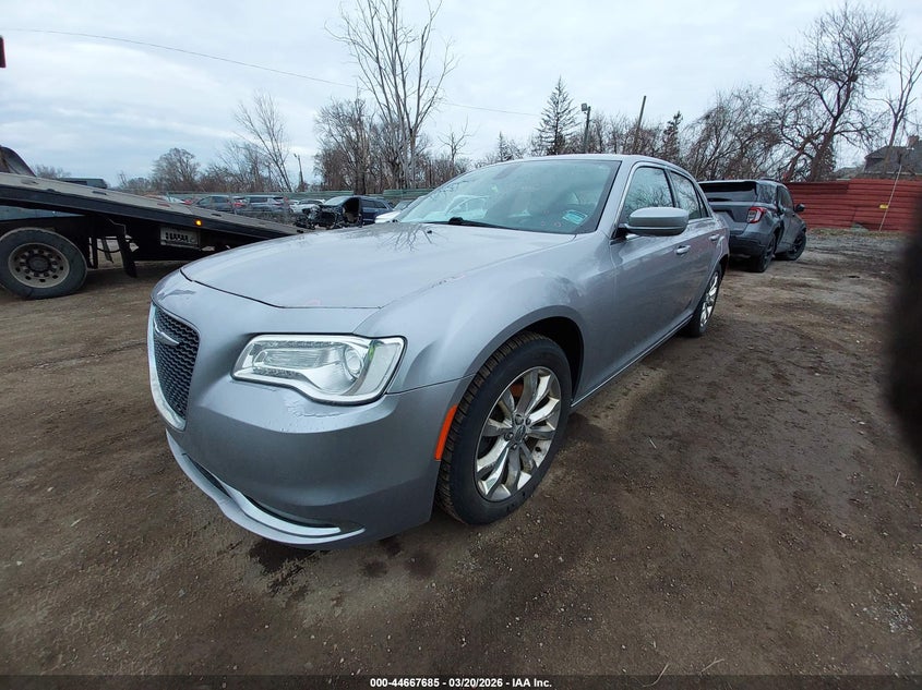 2015 Chrysler 300 Limited