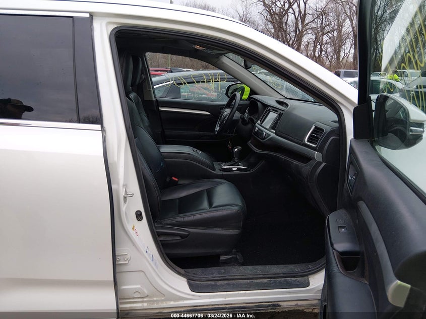 2016 Toyota Highlander Xle V6