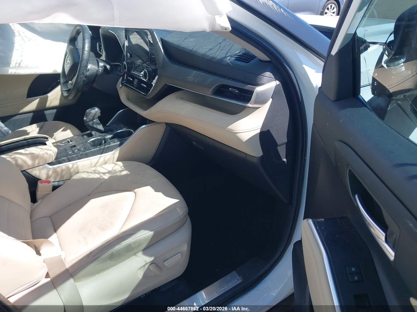 2023 Toyota Highlander Hybrid Xle