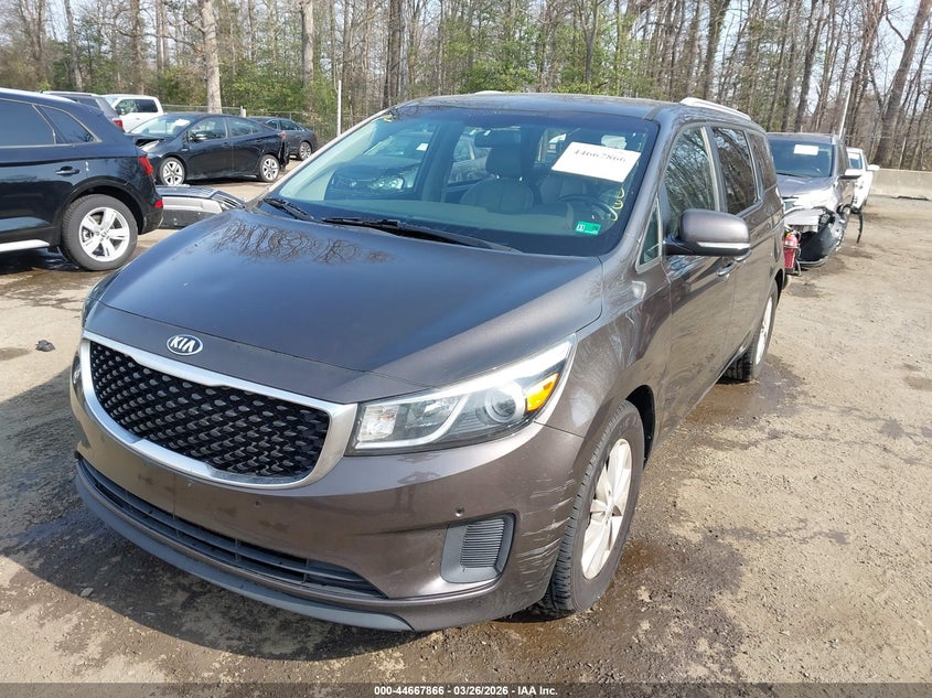 2017 Kia Sedona Lx