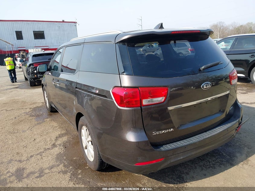 2017 Kia Sedona Lx
