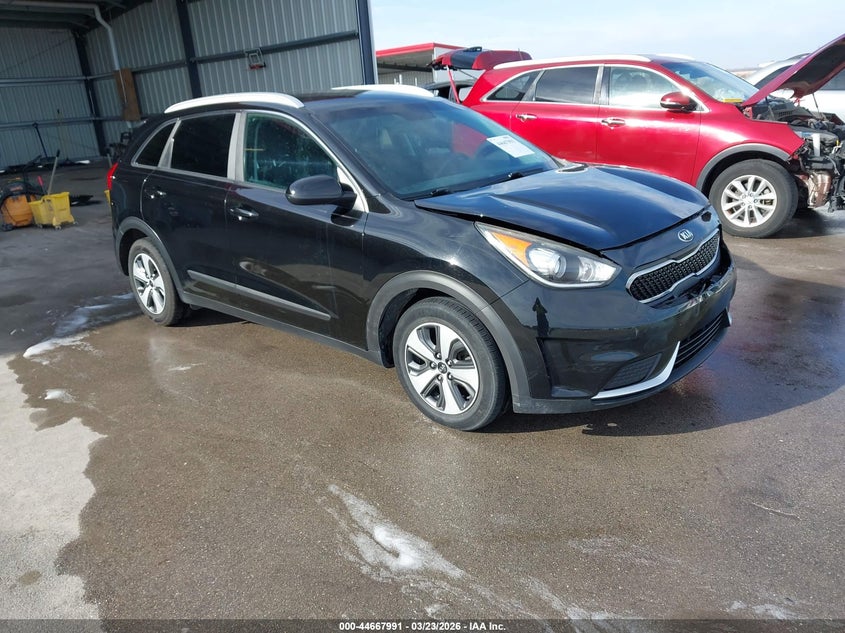 2017 KIA NIRO LX