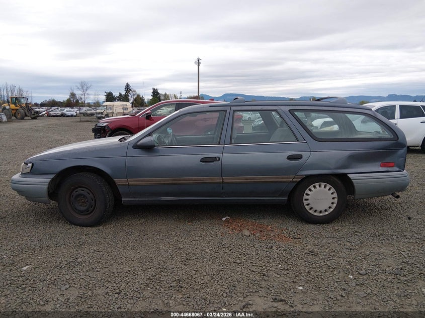 1992 Ford Taurus Gl VIN: 1FALP57U0NG175223 Lot: 44668067