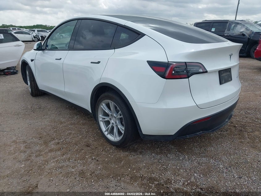 Vin: 5yjygdee9lf032137, lot: 45165190, tesla model y long range dual motor all-wheel drive 20203