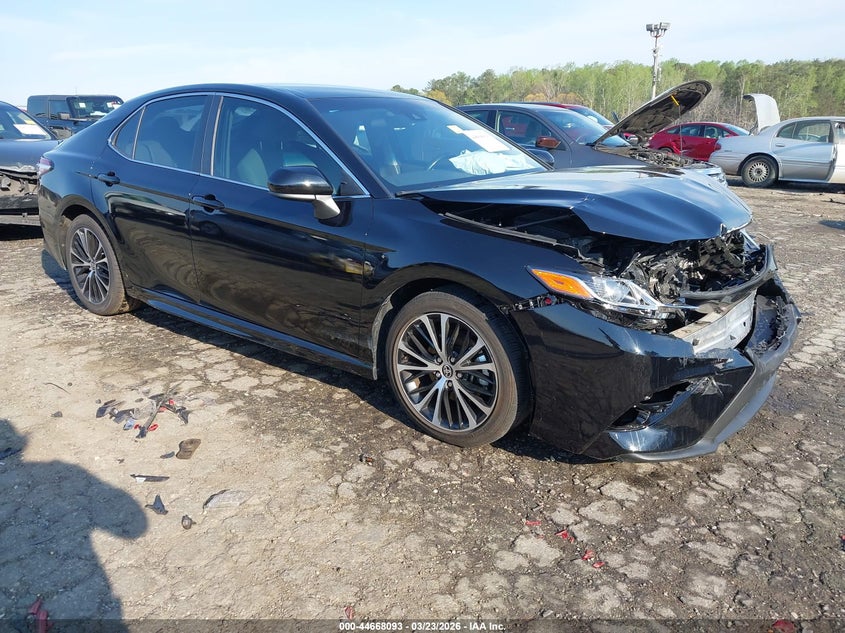 4T1G11AK3LU946345 2020 Toyota Camry Se auction photo 1