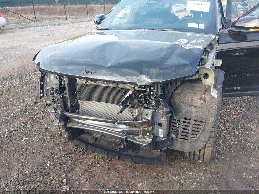 2024 JEEP GRAND CHEROKEE L auction photo 6