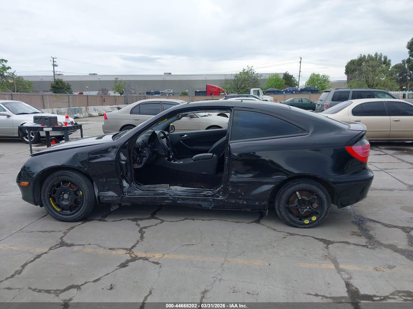 2004 Mercedes-Benz C 320 Sport VIN: WDBRN64J64A640498 Lot: 44668202