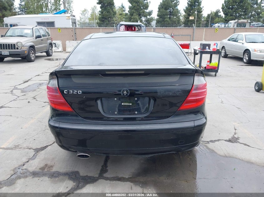 2004 Mercedes-Benz C 320 Sport VIN: WDBRN64J64A640498 Lot: 44668202