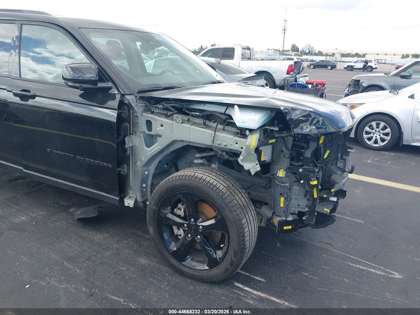 2024 JEEP GRAND CHEROKEE L auction photo 6