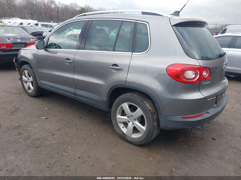 2010 Volkswagen Tiguan Wolfsburg Edition