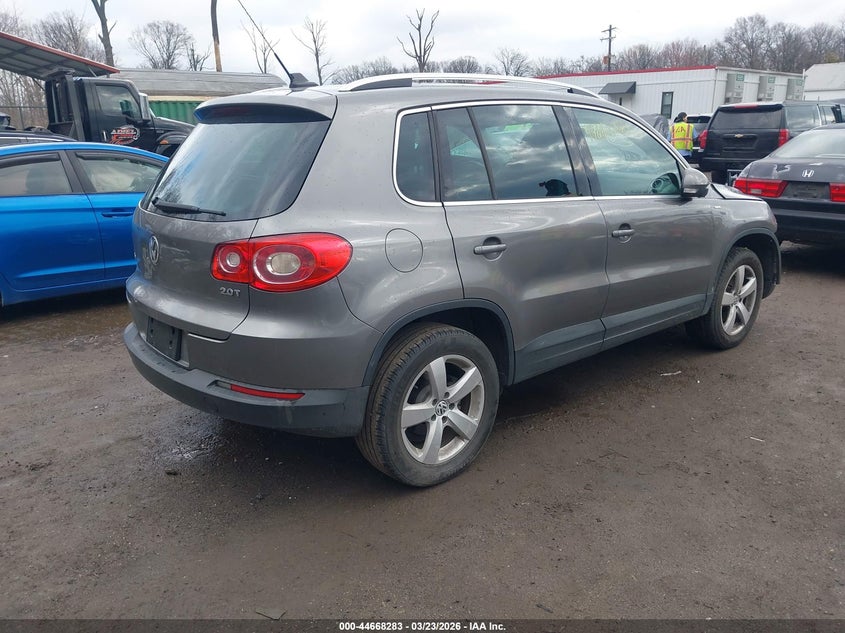 2010 Volkswagen Tiguan Wolfsburg Edition