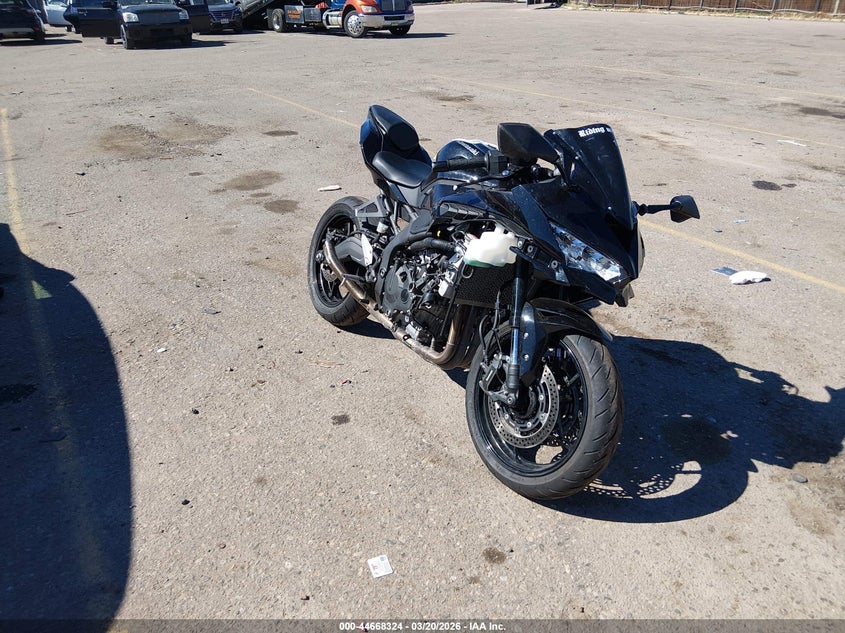2025 Kawasaki Zx400 P