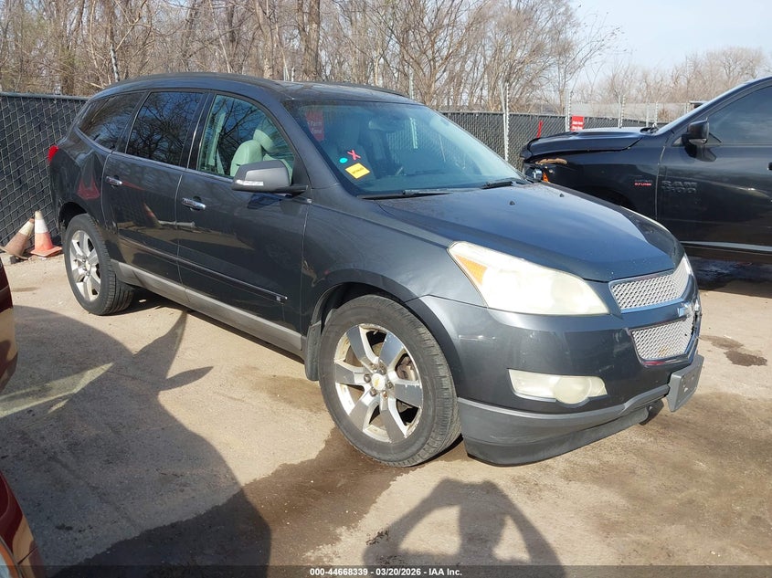 2009 Chevrolet Traverse Ltz
