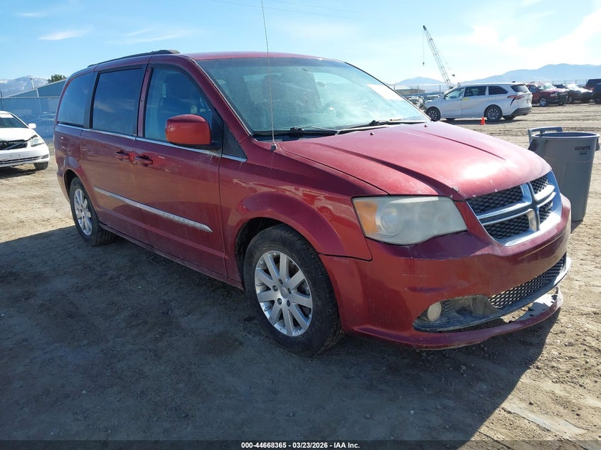 2013 Chrysler Town & Country Touring