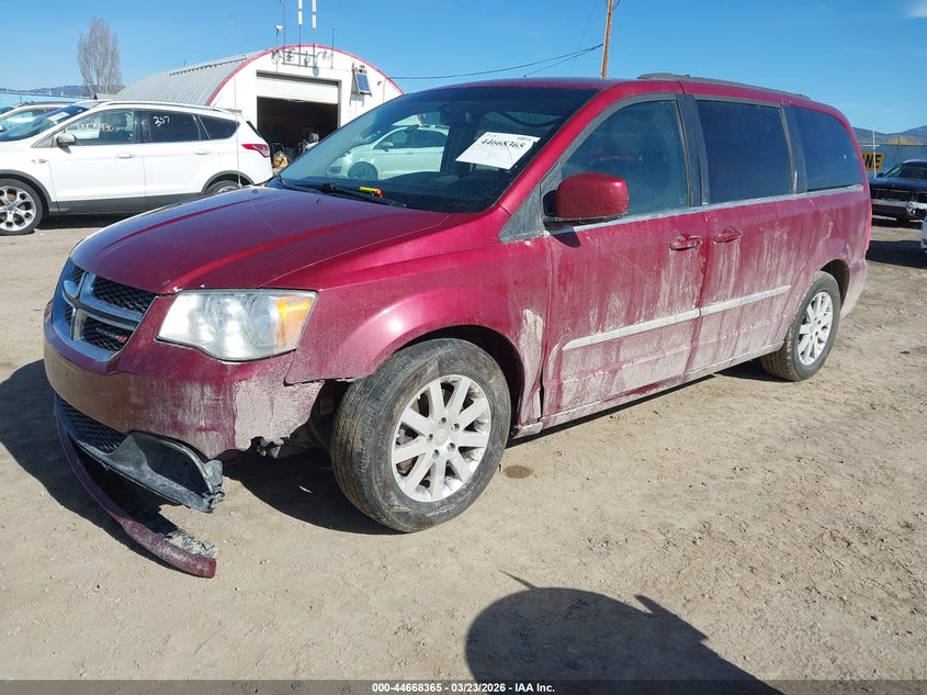 2013 Chrysler Town & Country Touring