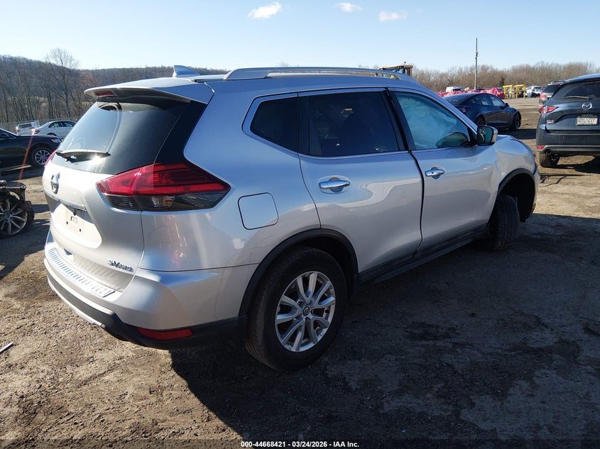 2017 Nissan Rogue Sv