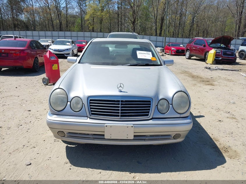 1999 Mercedes-Benz E 430 VIN: WDBJF70H4XA924686 Lot: 44668586