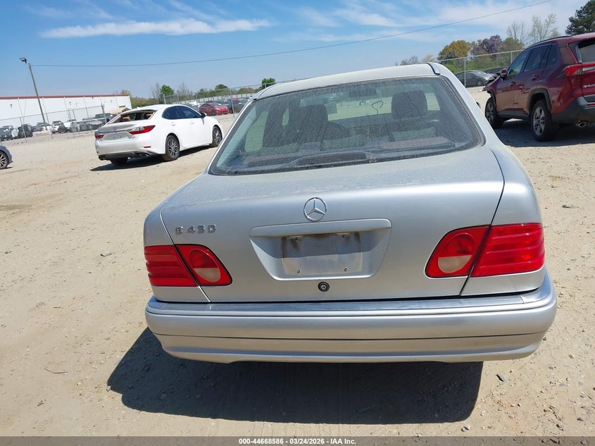 1999 Mercedes-Benz E 430 VIN: WDBJF70H4XA924686 Lot: 44668586