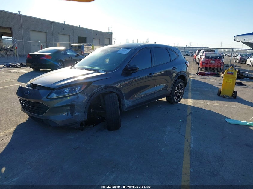 2021 Ford Escape Se