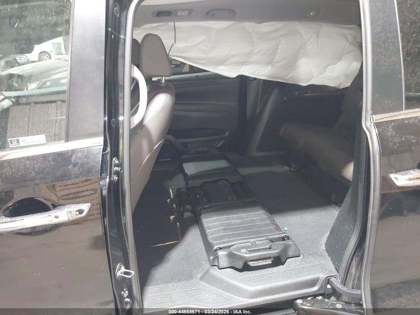 2020 HONDA ODYSSEY auction photo 8