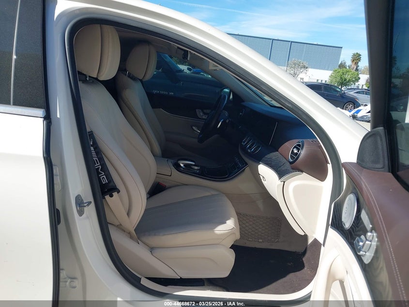 2017 Mercedes-Benz E 300