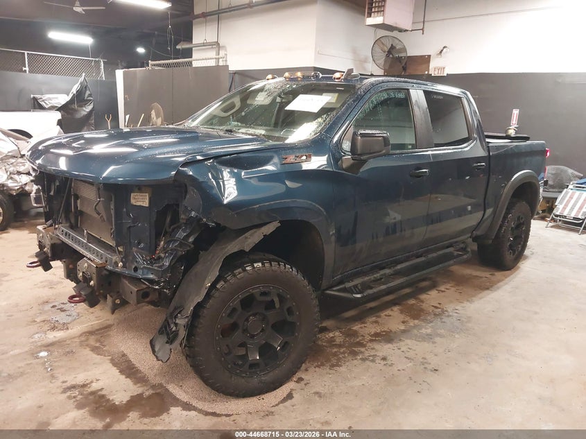 2019 CHEVROLET SILVERADO 1500 auction photo 2