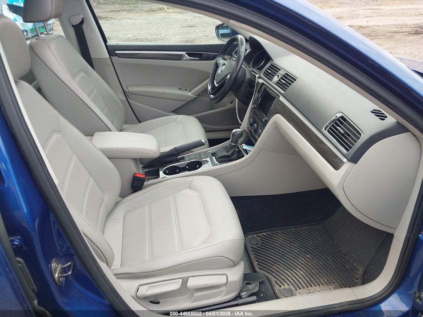 2017 Volkswagen Passat 1.8T Se