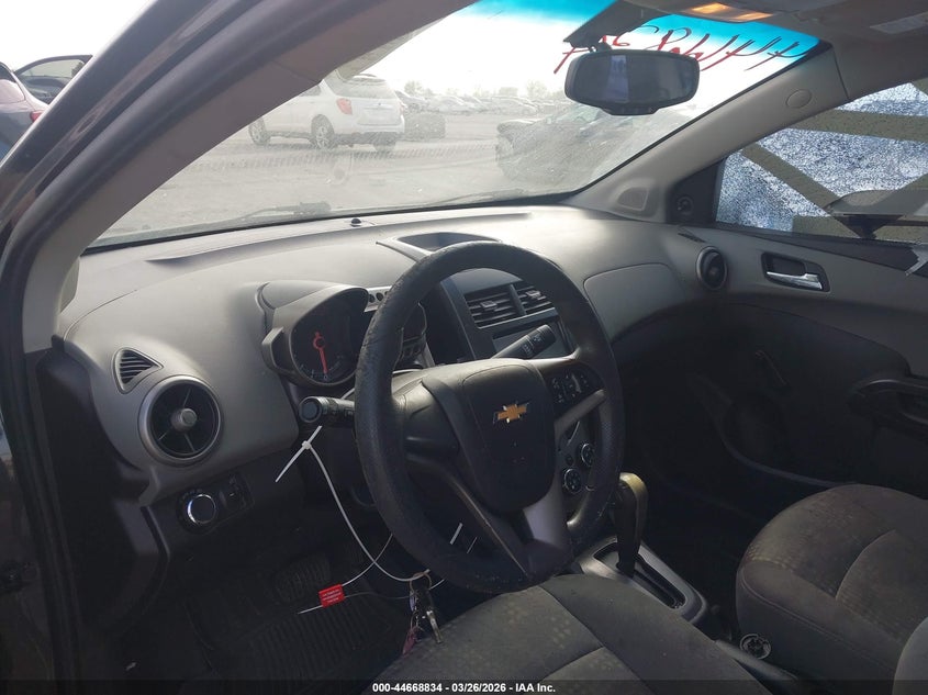 2014 Chevrolet Sonic Ls Auto