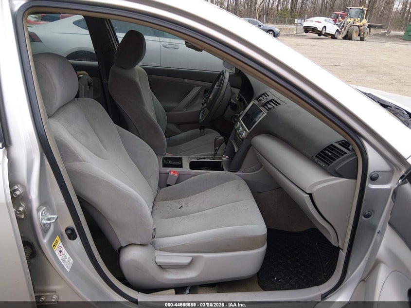 2009 Toyota Camry Le