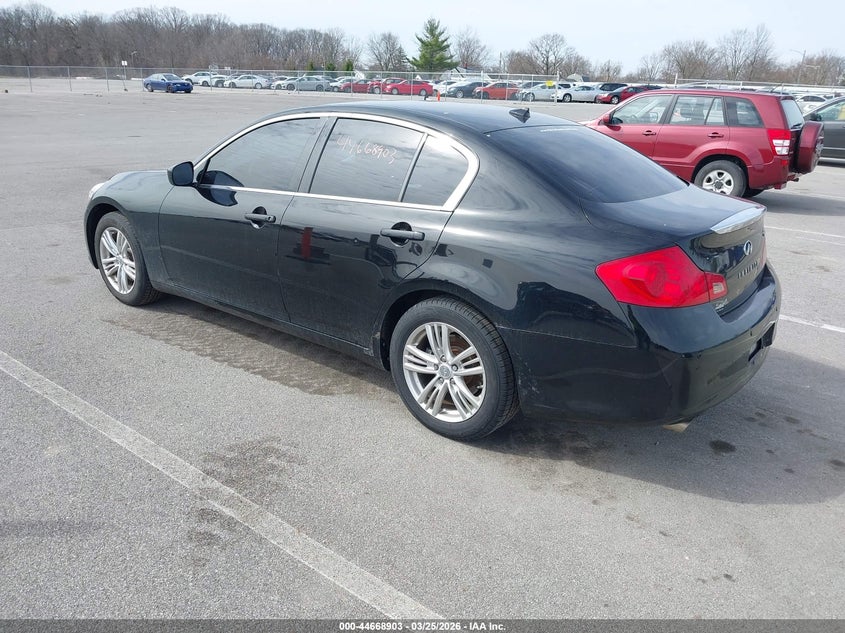 2011 Infiniti G25
