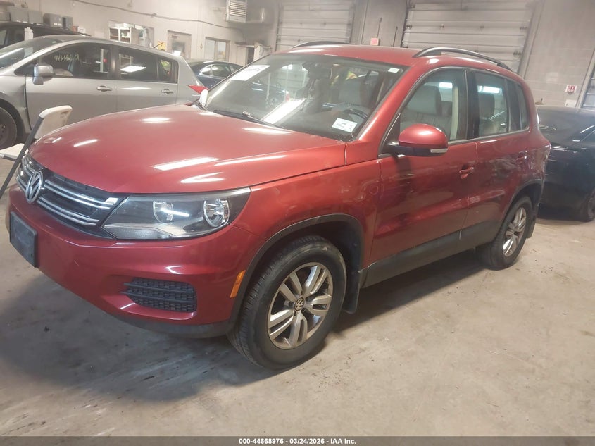 2016 VOLKSWAGEN TIGUAN auction photo 2
