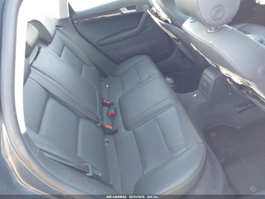2010 Audi A3 2.0T Premium VIN: WAUKEAFM0AA169955 Lot: 44669055
