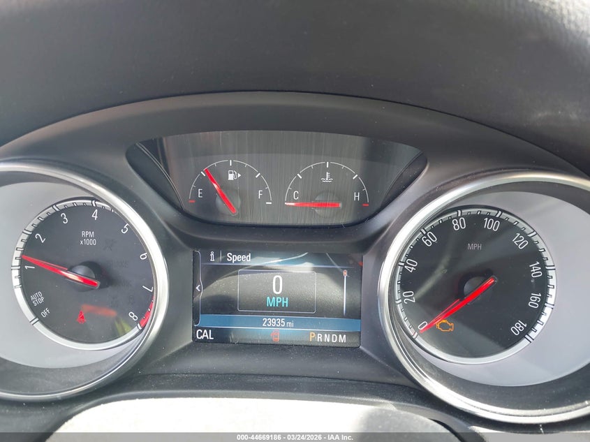 2018 Buick Regal Sportback Essence VIN: W04GP6SX6J1066663 Lot: 44669186