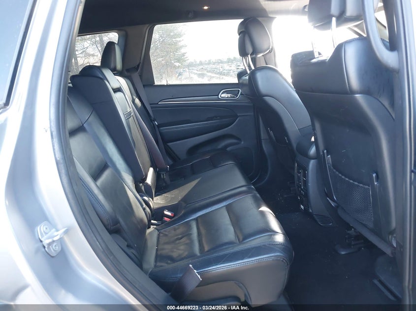 JEEP GRAND CHEROKEE - zdjęcie 8