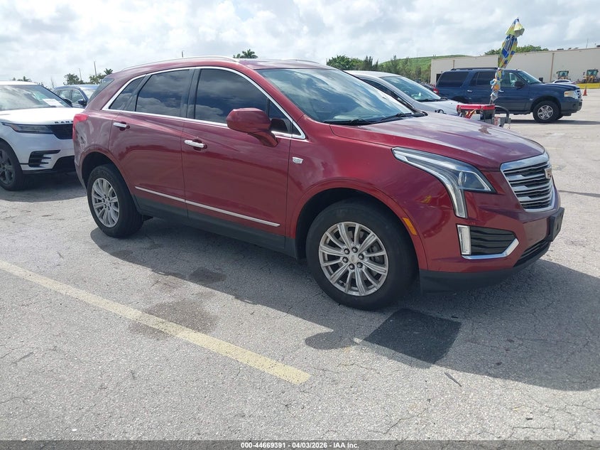 2017 Cadillac Xt5 Standard