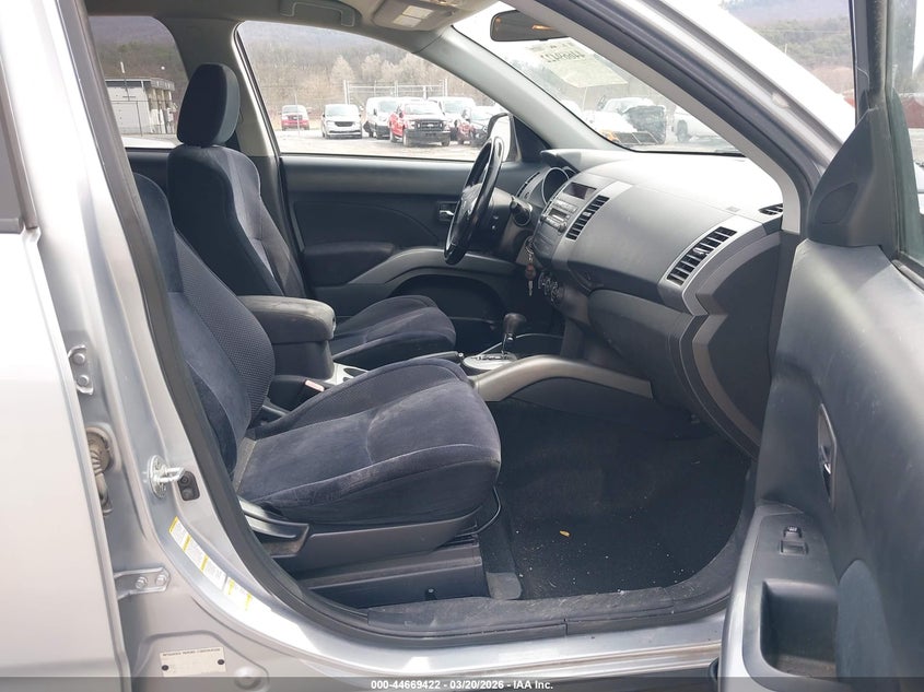 2010 Mitsubishi Outlander Es