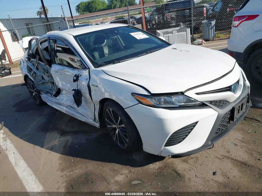 2020 Toyota Camry Se Hybrid