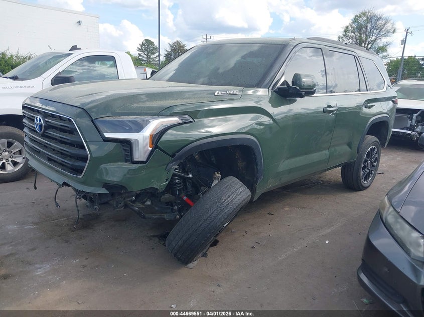 VIN: 7SVAAABAXPX019031 2023 TOYOTA SEQUOIA SR5