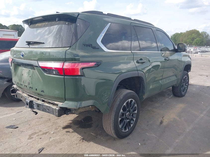 VIN: 7SVAAABAXPX019031 2023 TOYOTA SEQUOIA SR5