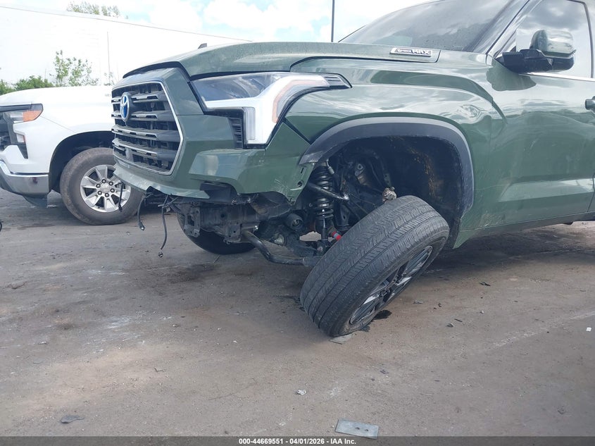 VIN: 7SVAAABAXPX019031 2023 TOYOTA SEQUOIA SR5