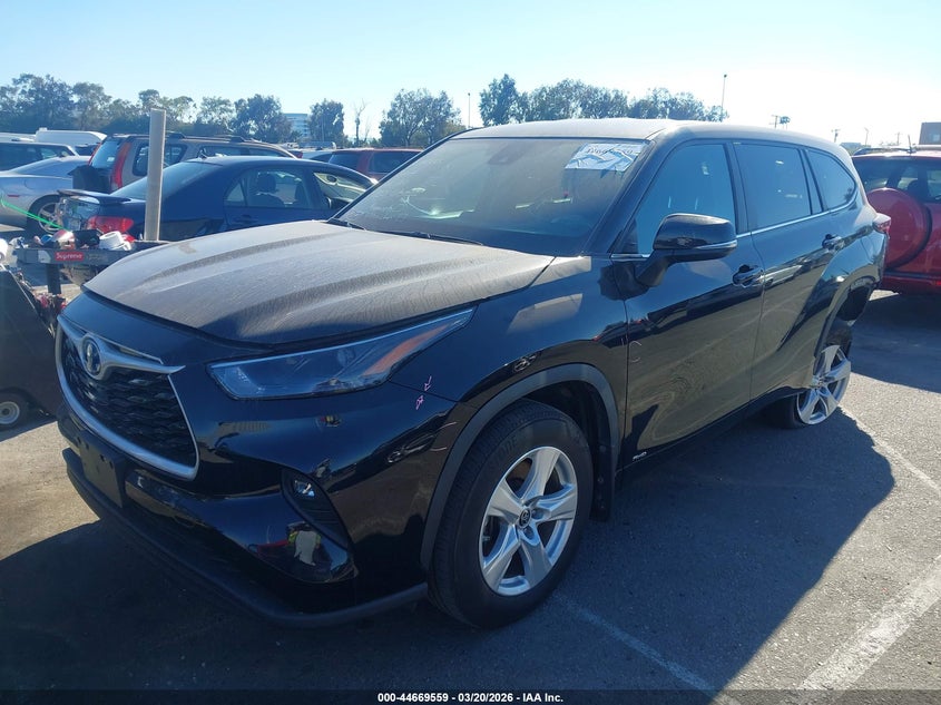 2024 Toyota Highlander Hybrid Le