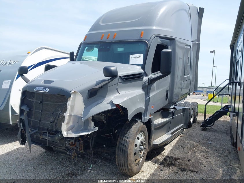 2026 OTHER FREIGHTLINER NEW CASCADIA 126 TRUCK N/A