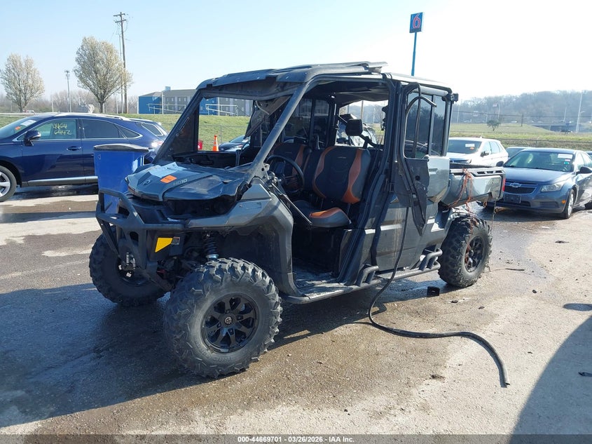 3JBUUAX44PK006765 2023 Can Am Defender Max photo 1