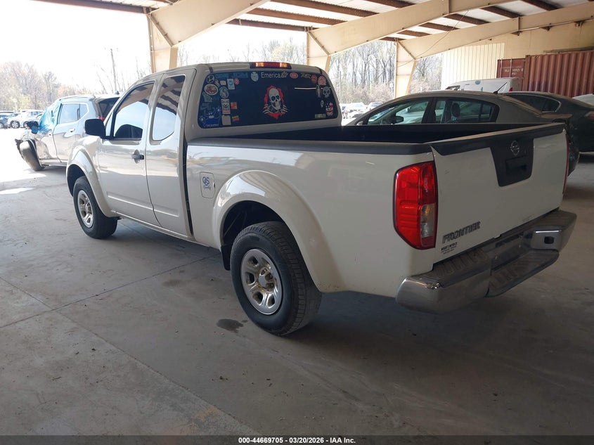 2015 Nissan Frontier S