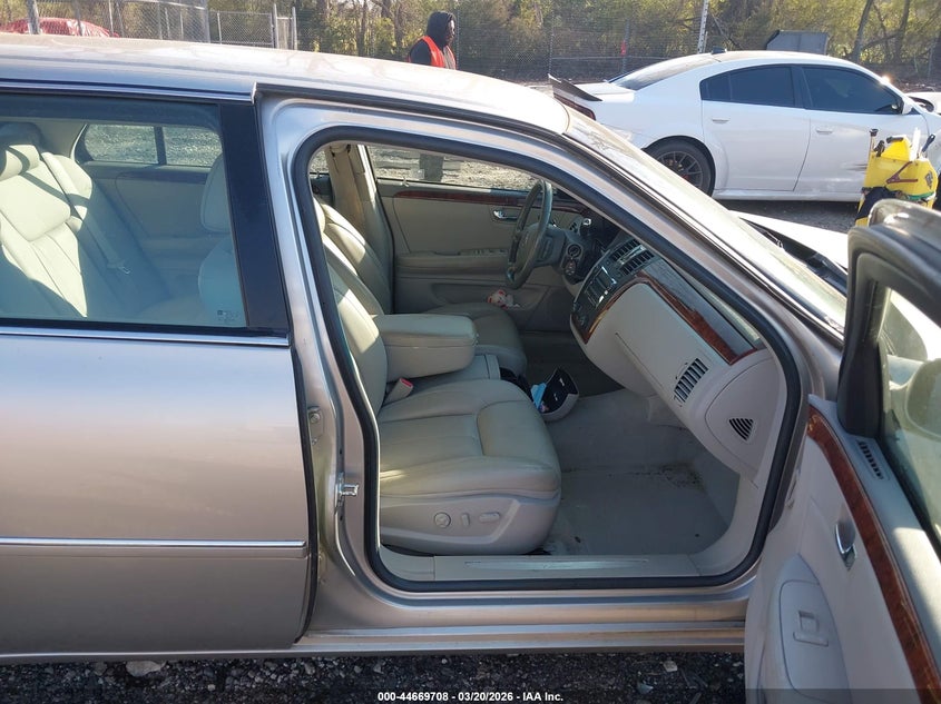 2006 Cadillac Dts Standard