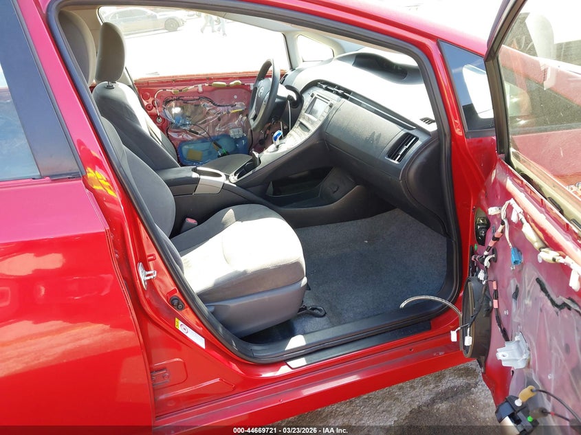 2014 Toyota Prius Two